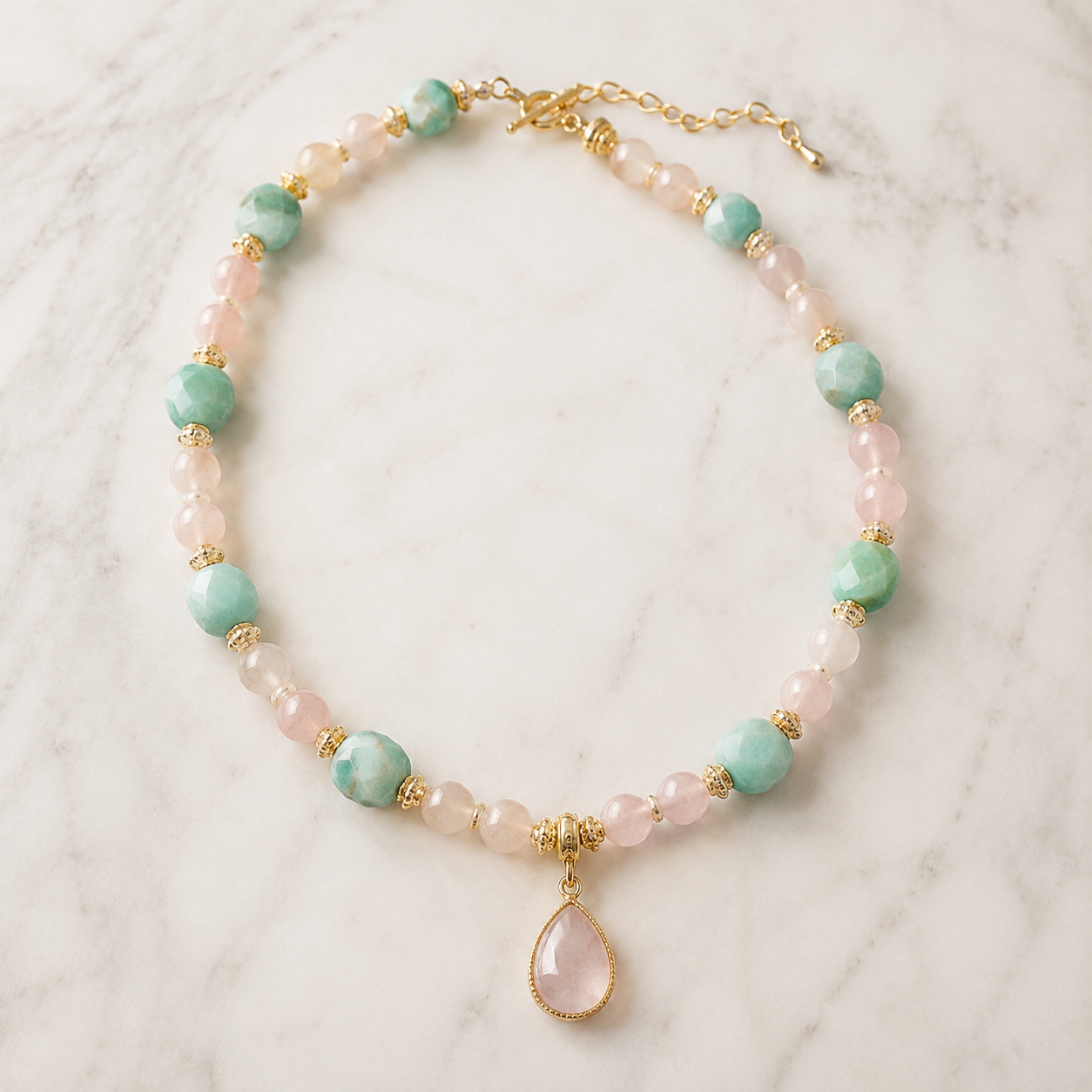 Natuursteen Ketting Maken: Een Kralenketting in 7 Stappen