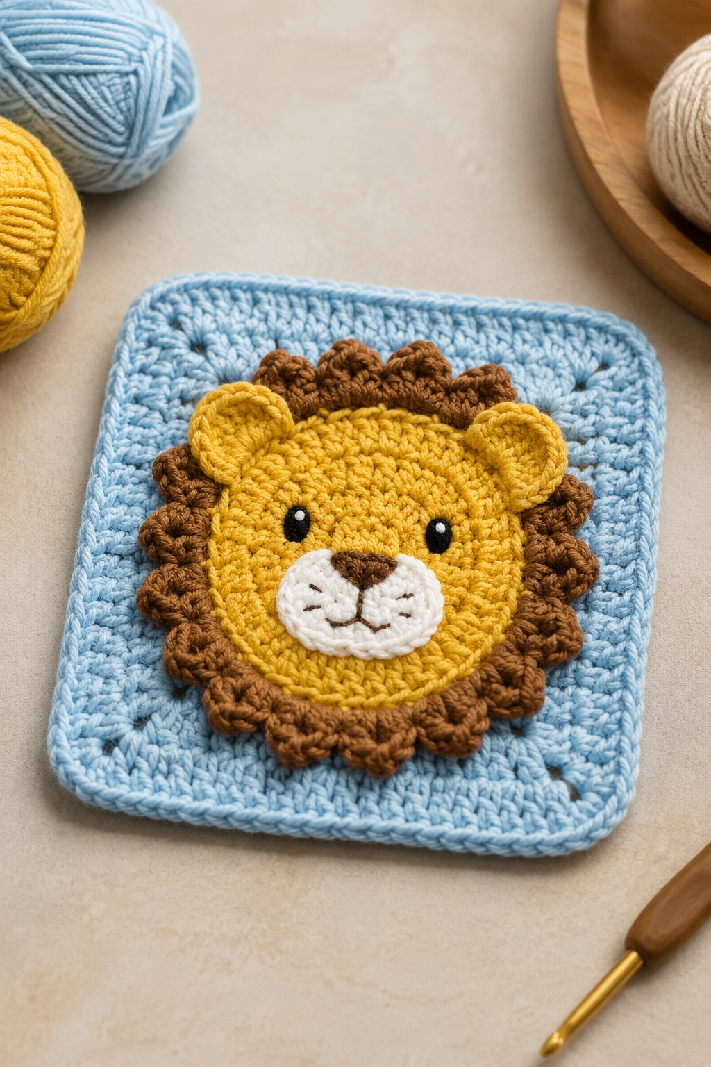 Granny square leeuw haken: gratis patroon voor een dierendeken