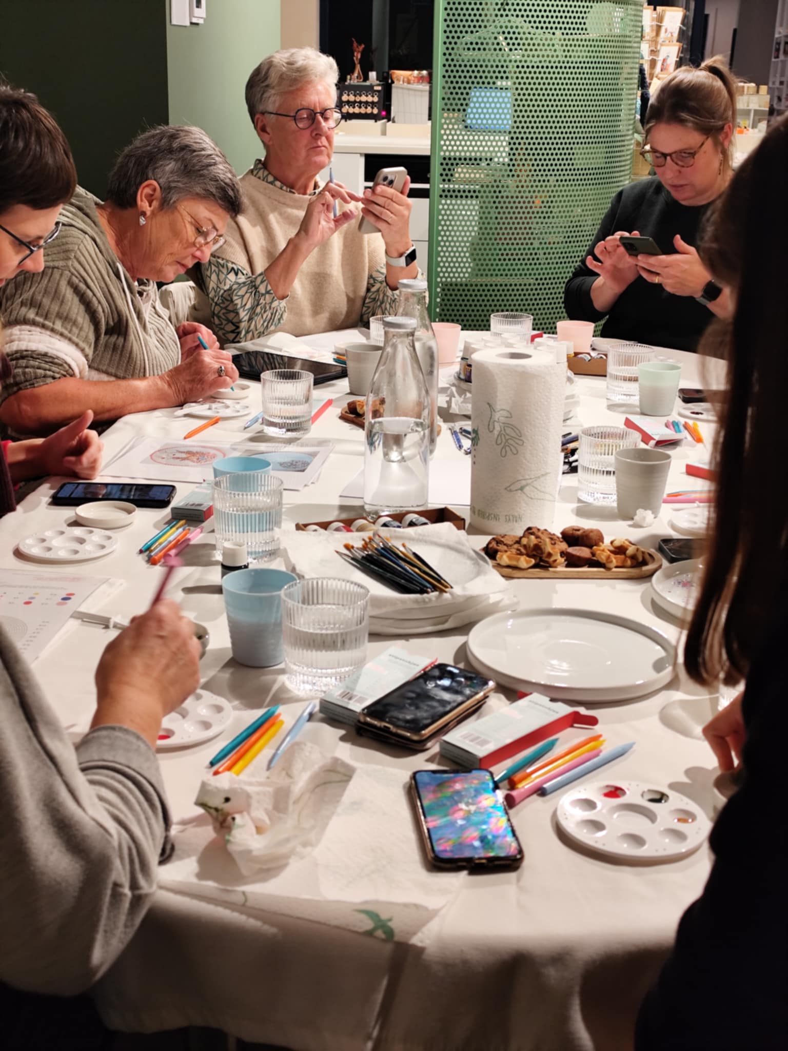 Workshop@Home stippen op porselein